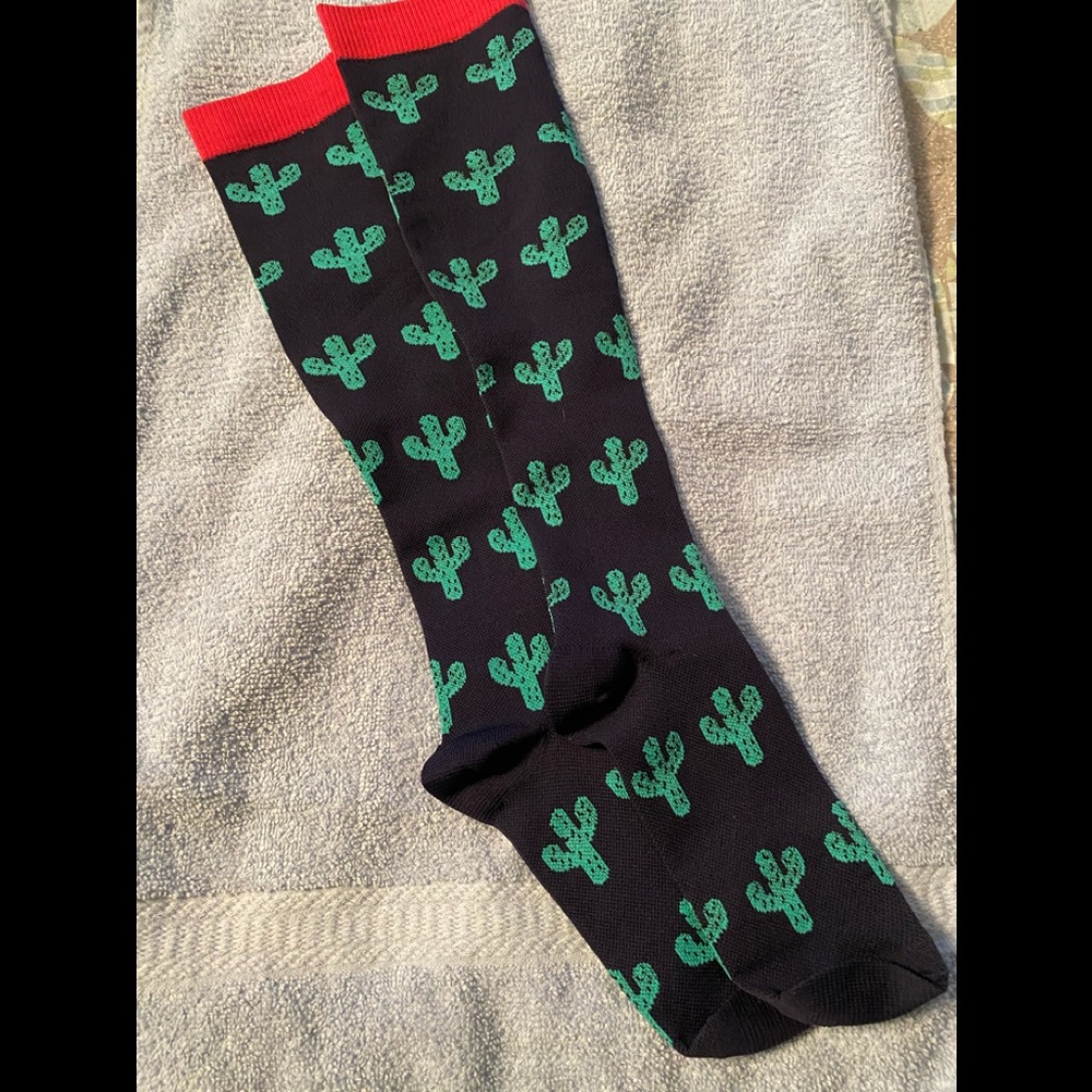 Compression socks. NWOT. Small